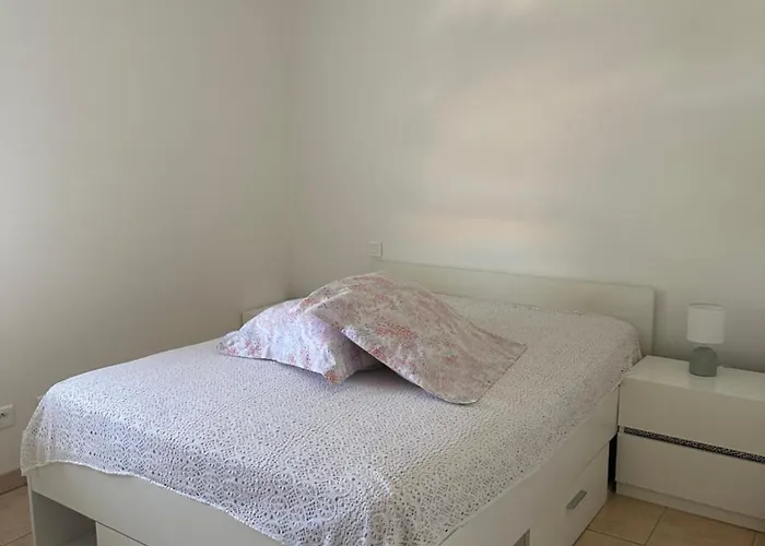 Appartement Moderne En Residence Avec Piscine